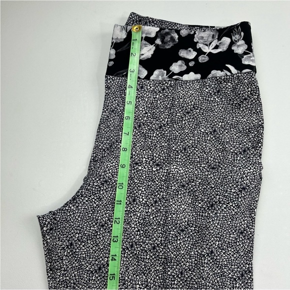 Lululemon Departure Pant - Picture 9 of 14